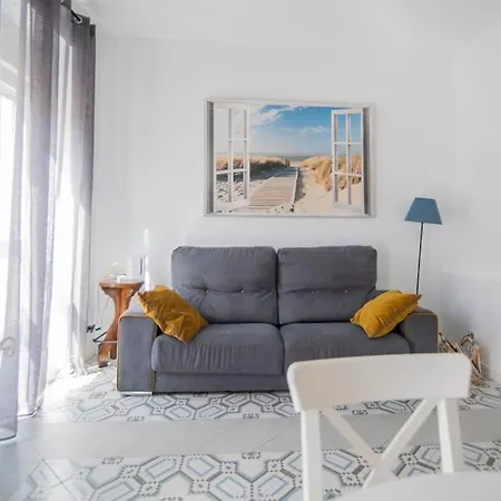 Cozy Flat In Center Feel The Vibe Selfcheckin Appartamento Valenza
